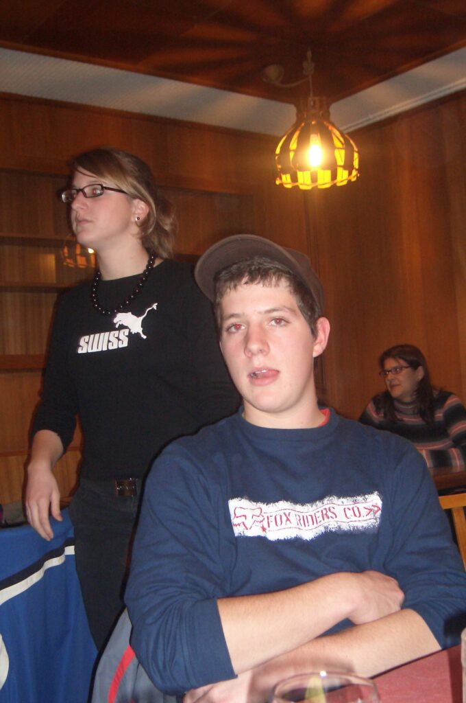 Chegeln_in_lufingen_TV_und_DR_010