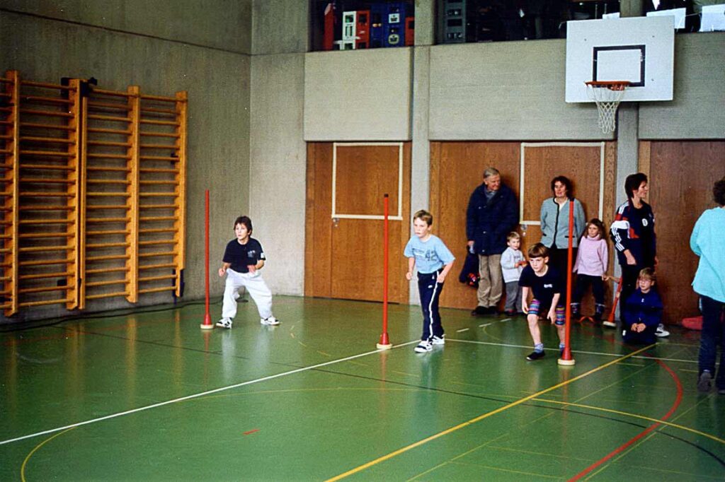 JugiSchlussturnen2001-06