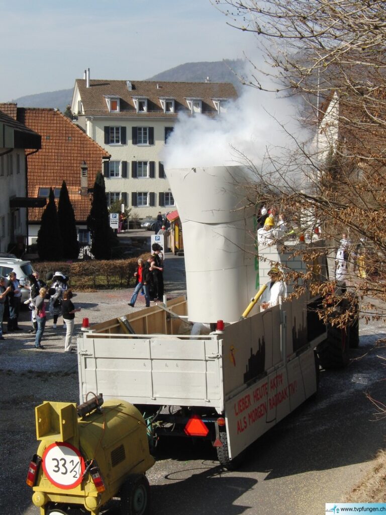 12FasnachtPfungen_040