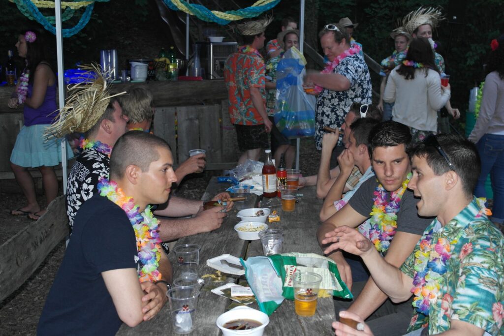 13_TV_180erParty_104