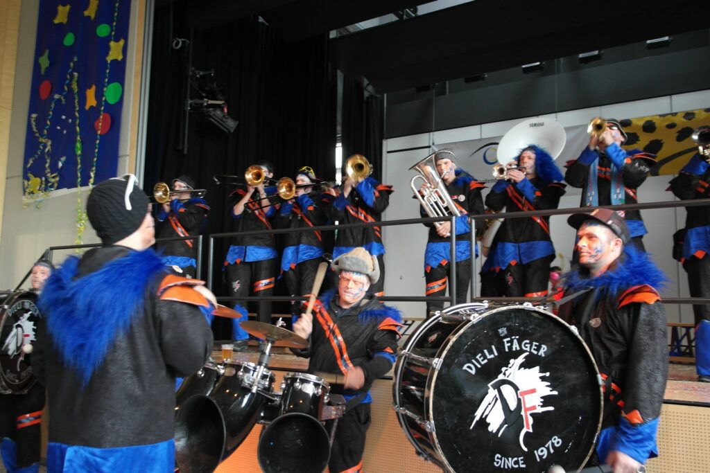 14_TVDR_FasnachtPfungen-1_105