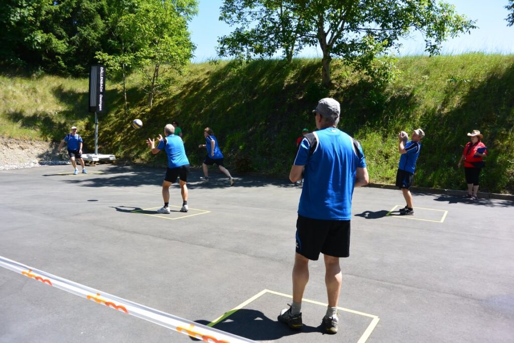 M&auml;nnerriege am RTF in Ossingen 21. Juni 2014