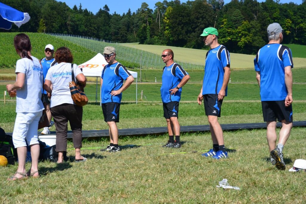 M&auml;nnerriege am RTF in Ossingen 21. Juni 2014