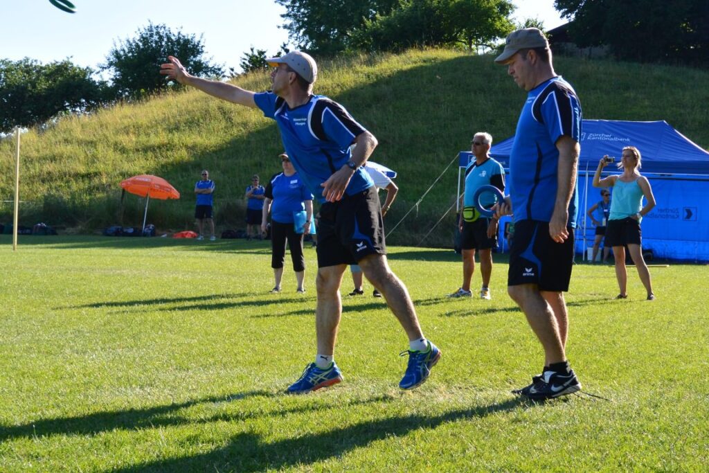 M&auml;nnerriege am RTF in Ossingen 21. Juni 2014