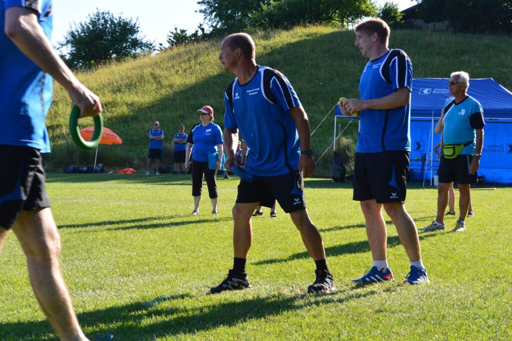 M&auml;nnerriege am RTF in Ossingen 21. Juni 2014