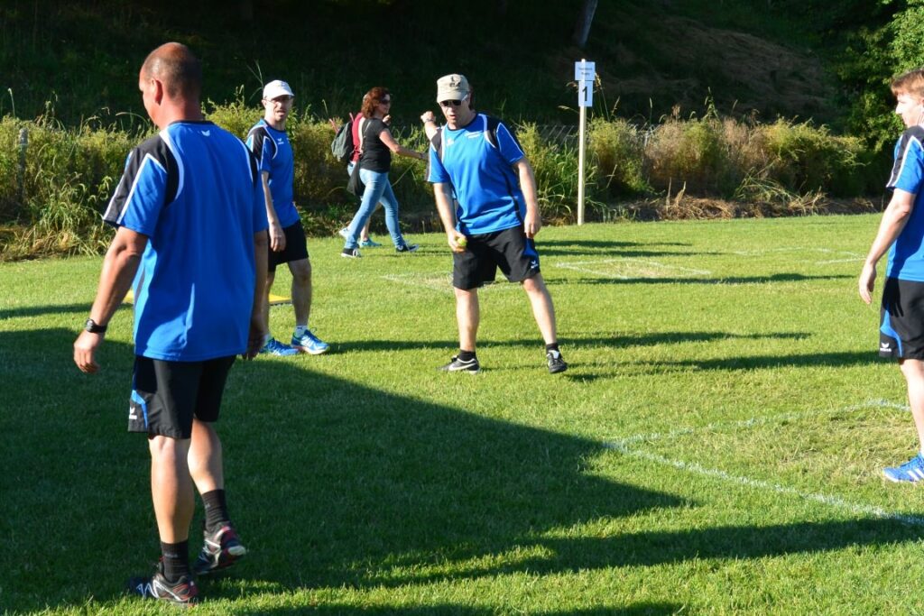 M&auml;nnerriege am RTF in Ossingen 21. Juni 2014