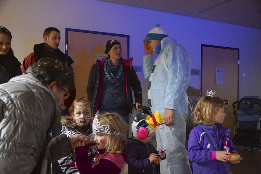 15_TVDR_FasnachtPfungen-1_035