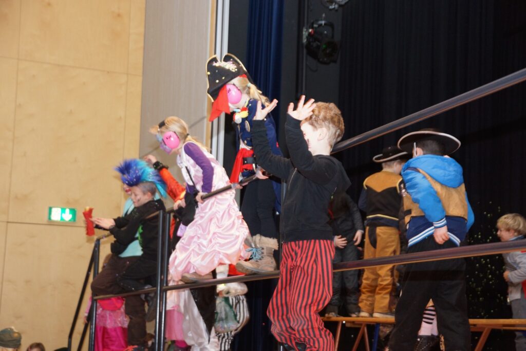 15_TVDR_FasnachtPfungen-1_045