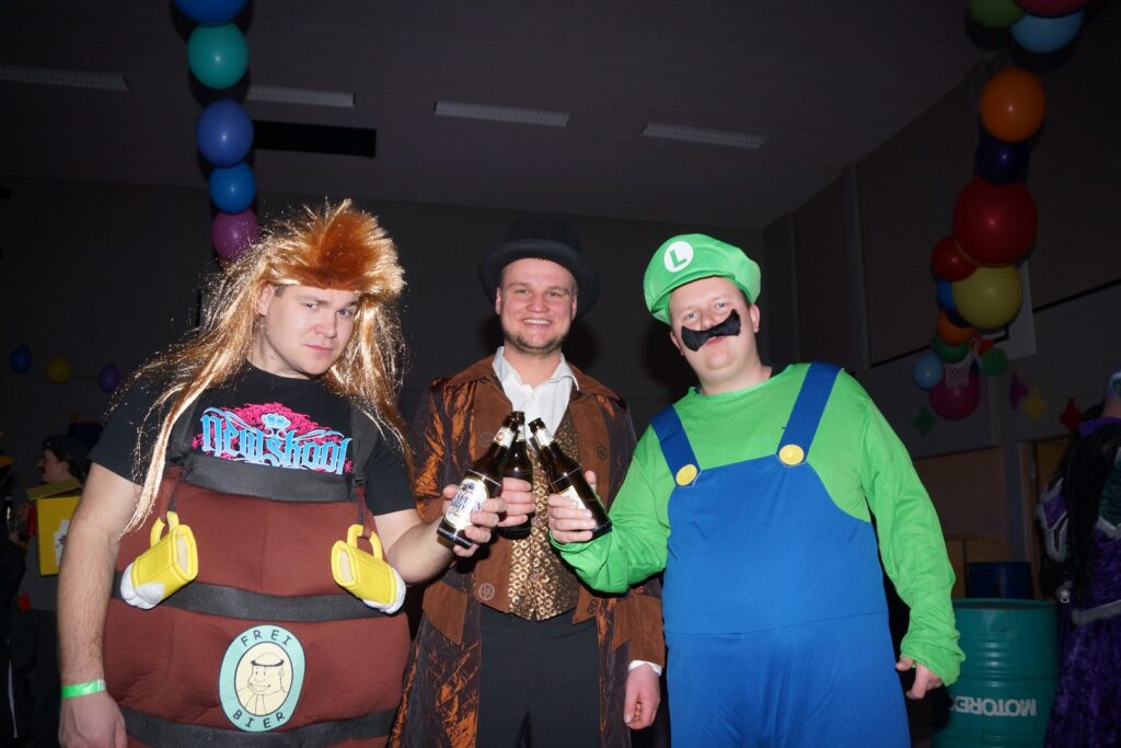 15_TVDR_FasnachtPfungen-1_063