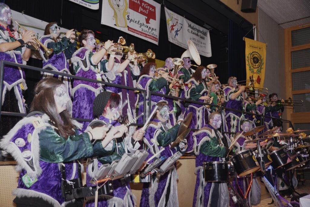 15_TVDR_FasnachtPfungen-1_067