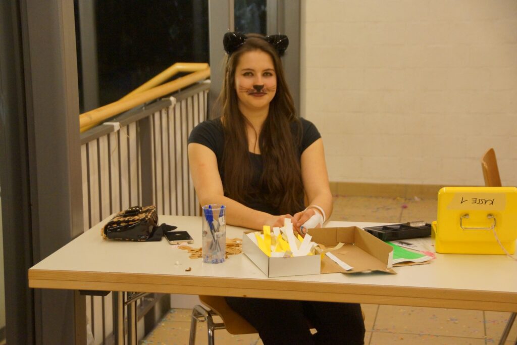 15_TVDR_FasnachtPfungen-1_080