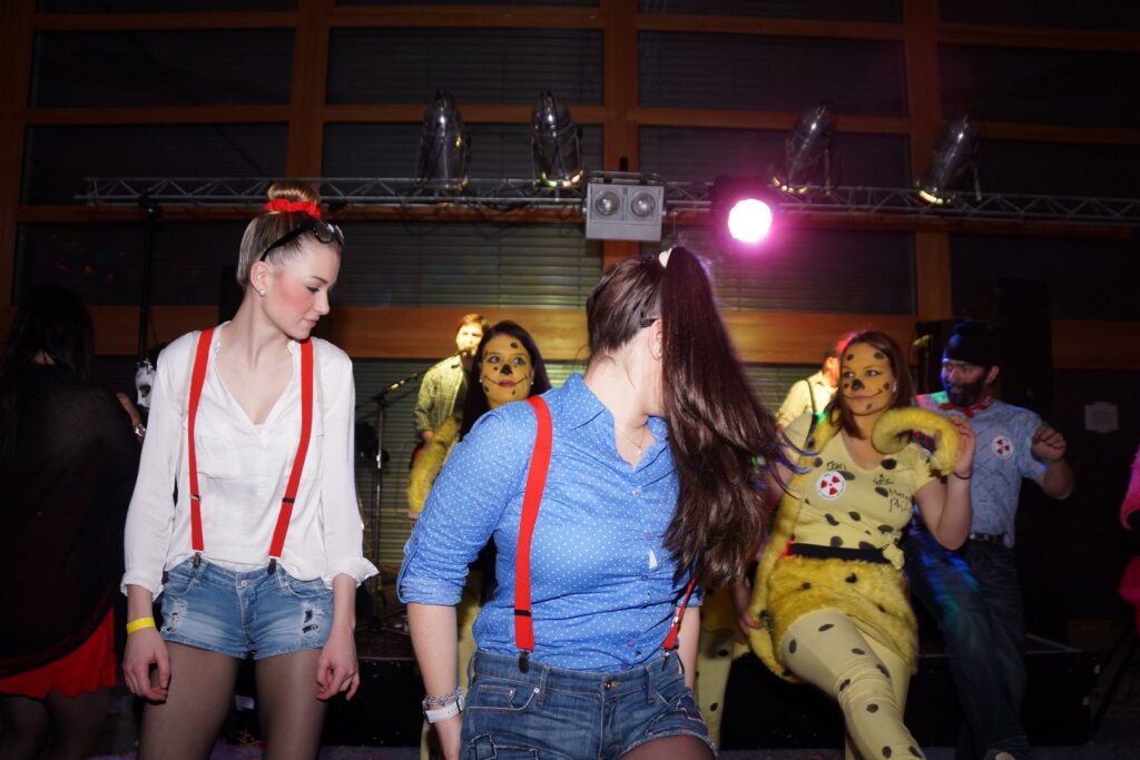 15_TVDR_FasnachtPfungen-1_090