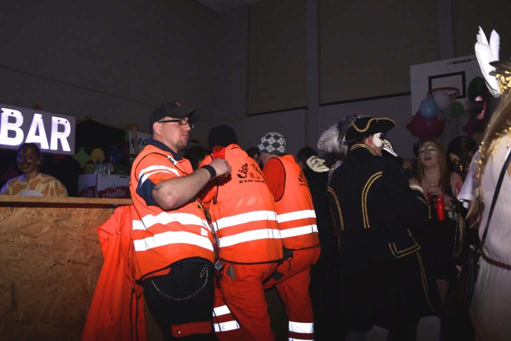 15_TVDR_FasnachtPfungen-1_097