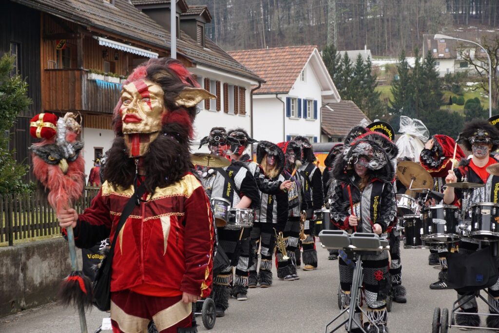 15_TVDR_FasnachtPfungen-2_060