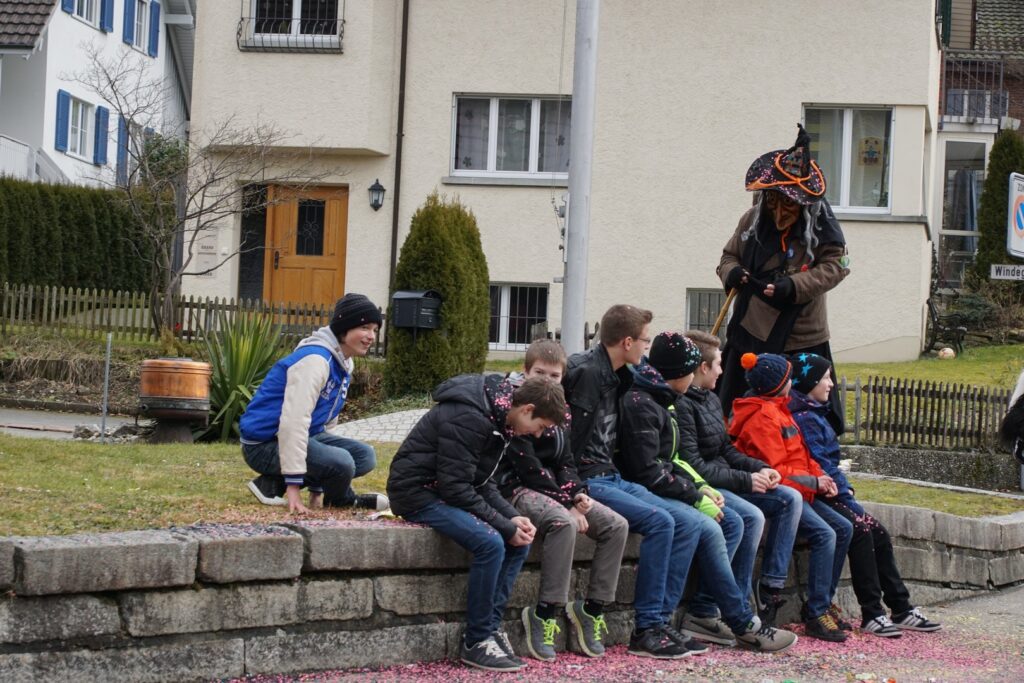 15_TVDR_FasnachtPfungen-2_123