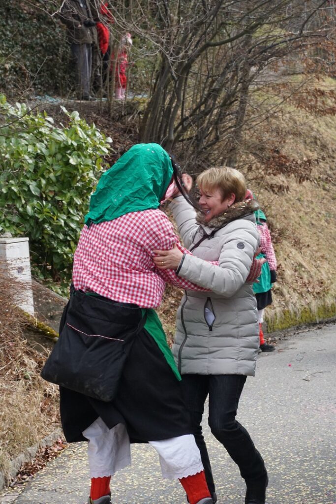 15_TVDR_FasnachtPfungen-2_141