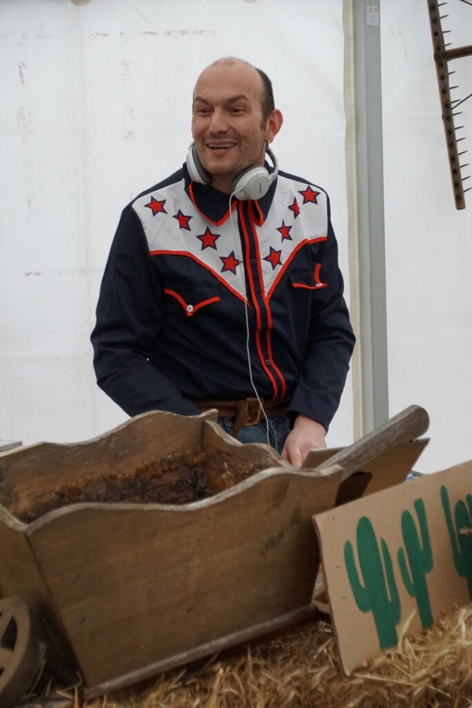 15_TVDR_FasnachtPfungen-2_198