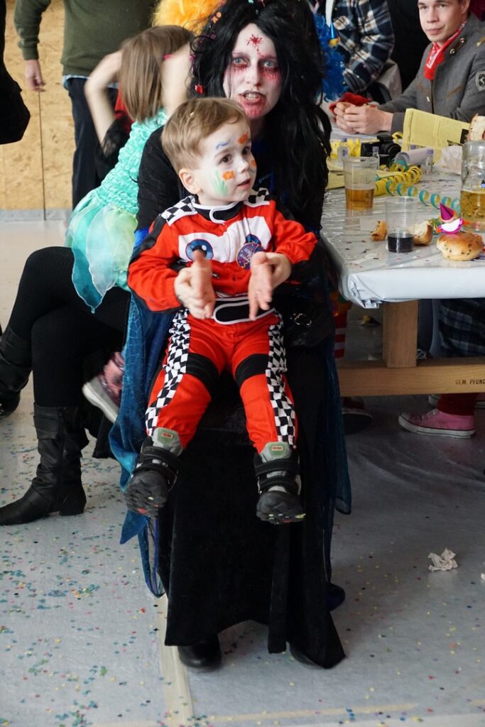 15_TVDR_FasnachtPfungen-2_229