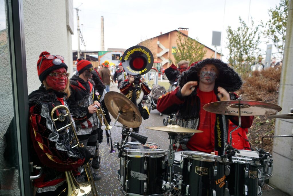 15_TVDR_FasnachtPfungen-2_233