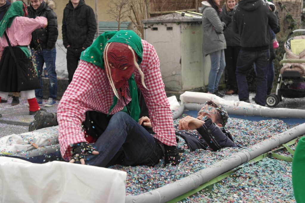 15_TVDR_FasnachtPfungen-3_051