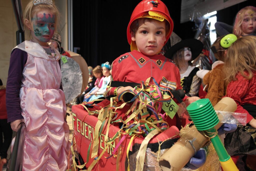 15_TVDR_FasnachtPfungen-3_076