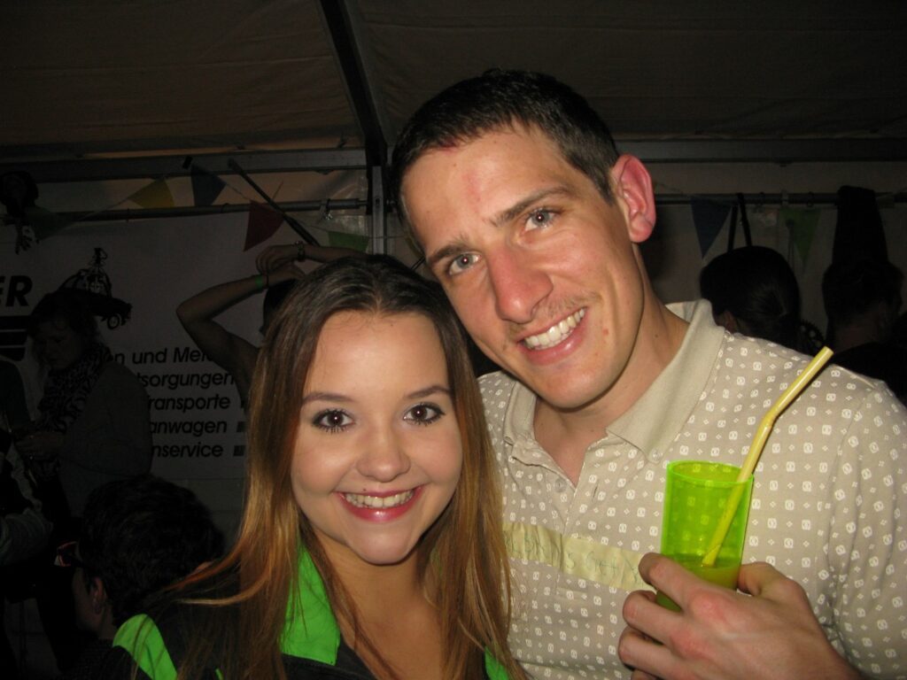 14_TVDR_AU_Bar-1_008