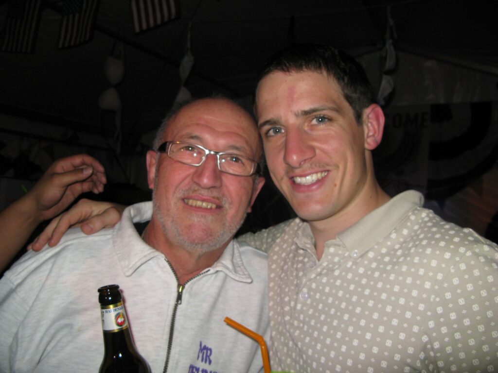 14_TVDR_AU_Bar-1_011