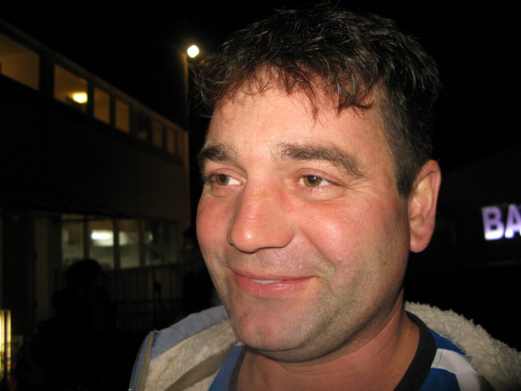 14_TVDR_AU_Bar-1_018