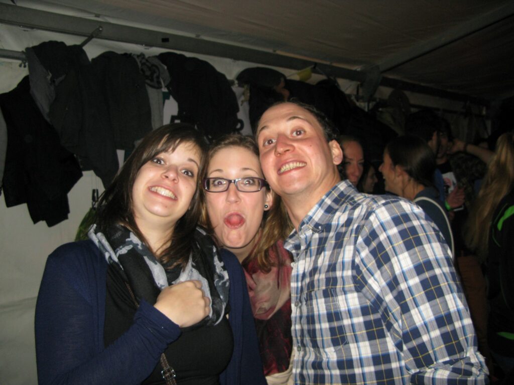 14_TVDR_AU_Bar-1_034