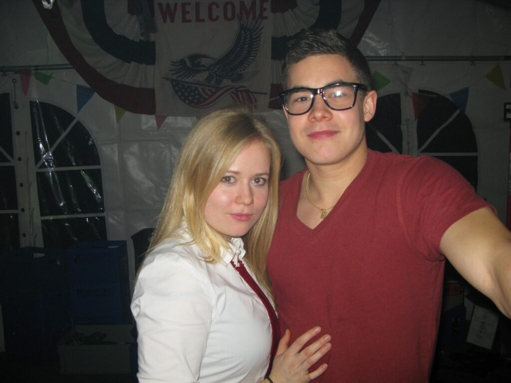 14_TVDR_AU_Bar-1_054