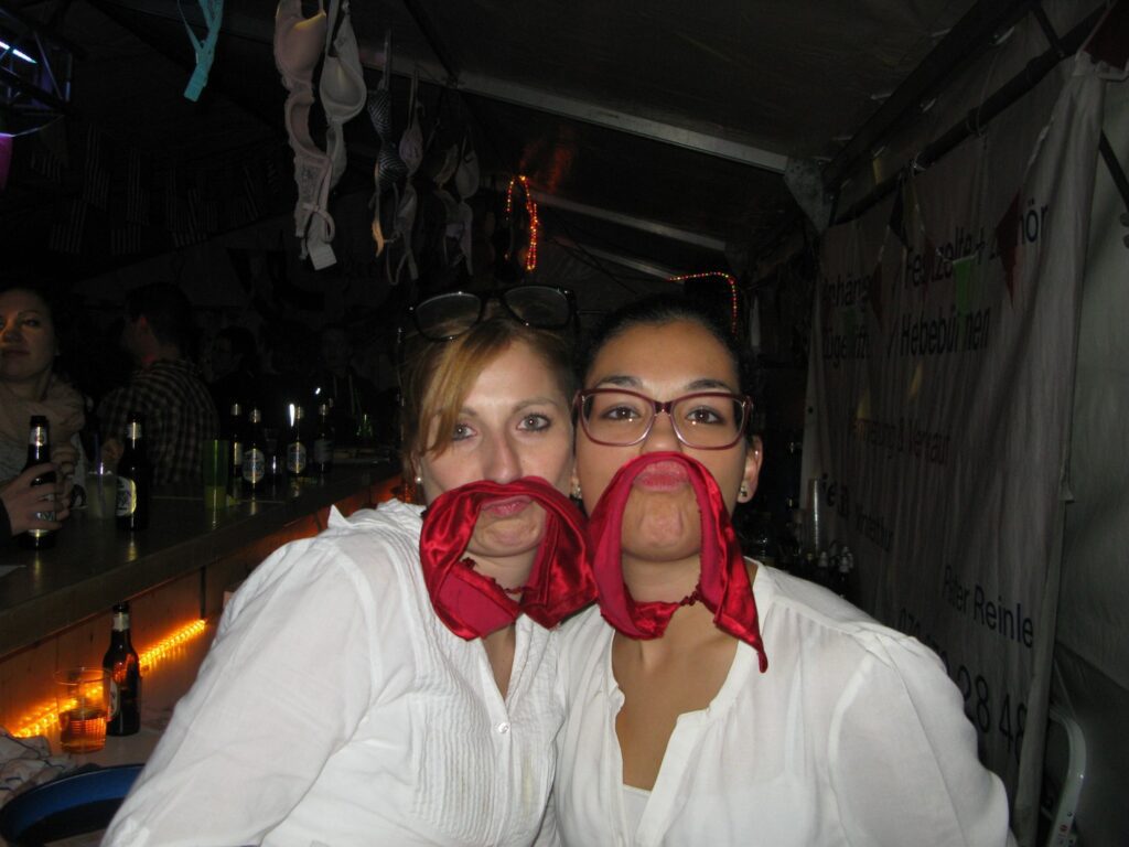 14_TVDR_AU_Bar-1_058