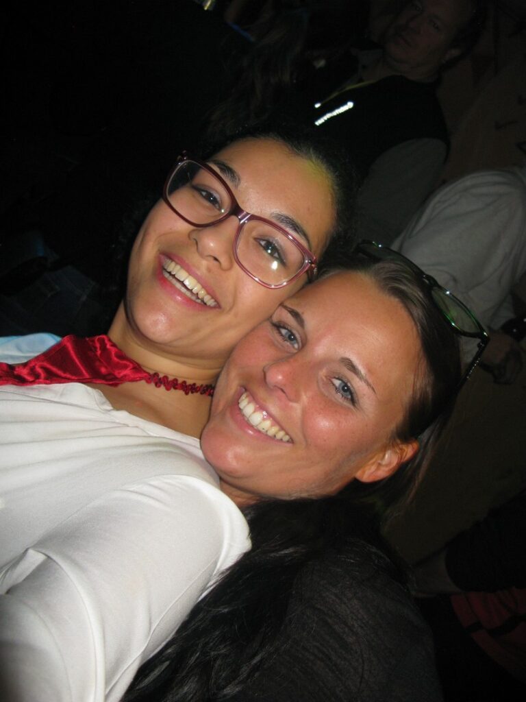 14_TVDR_AU_Bar-1_063