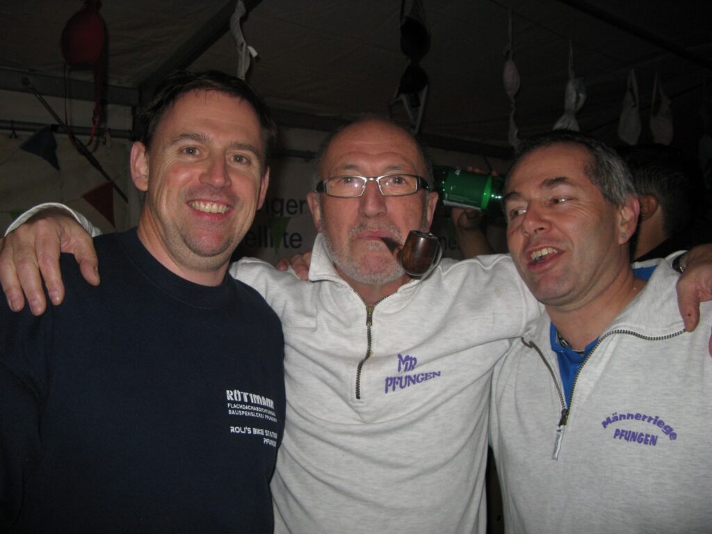 14_TVDR_AU_Bar-1_065