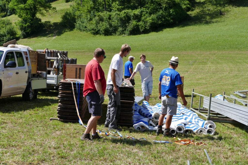 MR - 2017-07-05 Rebenturnfest aufstellen