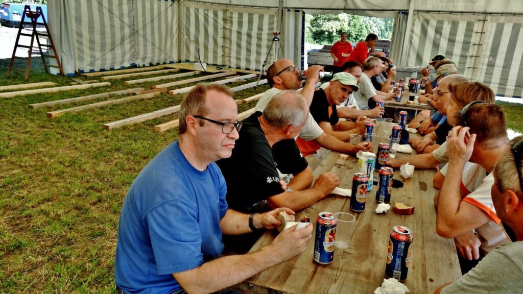 MR - 2017-07-05 Rebenturnfest aufstellen