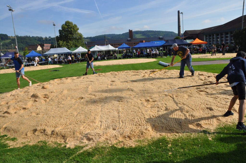 MR_2021_07_Nachwuchsschwingfest__Personal_im_Eisatz_14