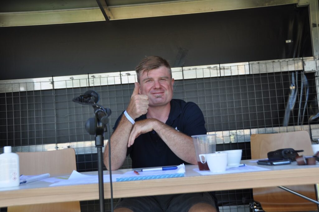 MR_2021_07_Nachwuchsschwingfest__Personal_im_Eisatz_18